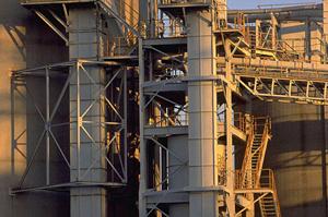 タングステンボールの徹底解説：性能・用途・選び方の完全ガイド【2025年最新版】